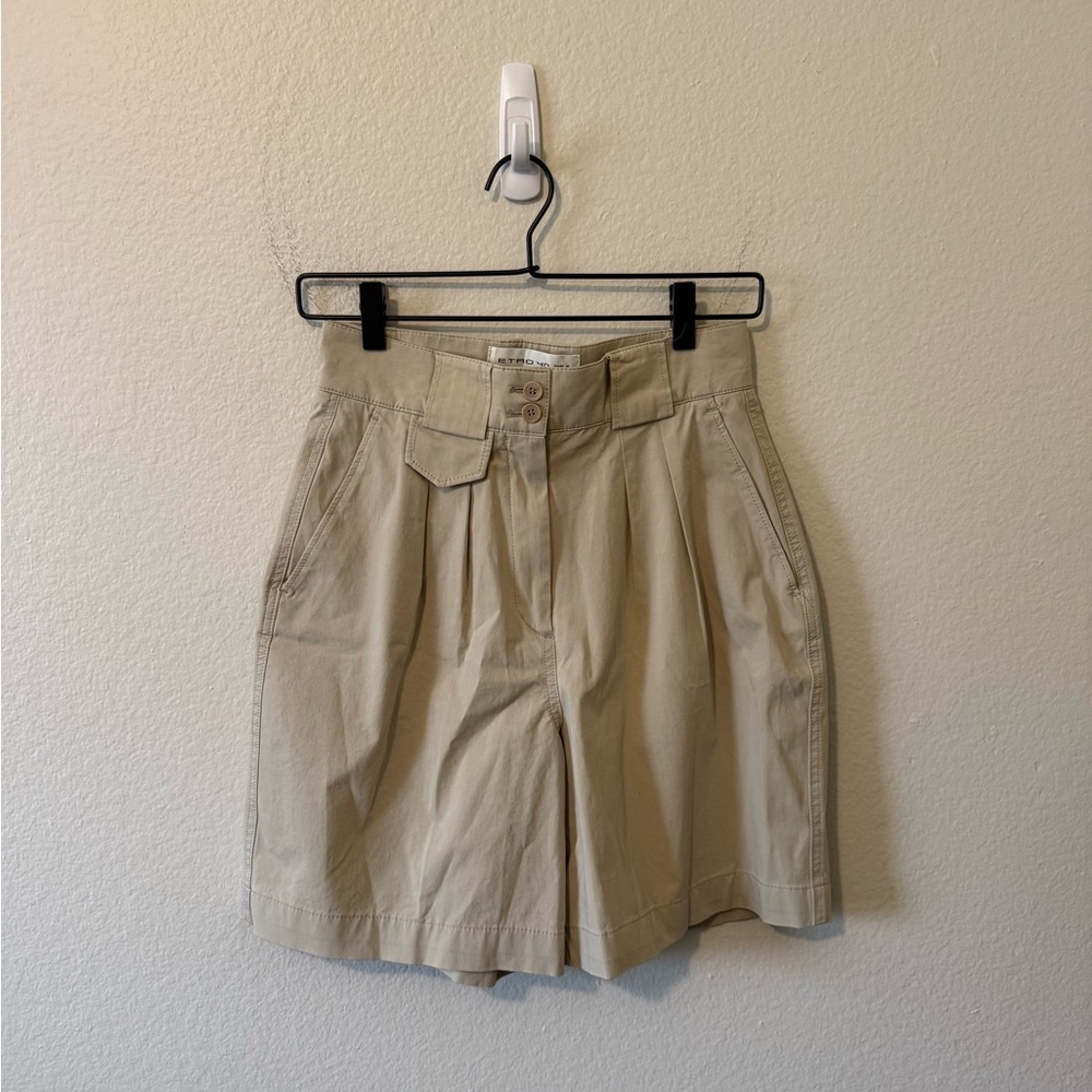 ETRO MILANO Womens Pleated Khaki High Waisted Shorts Made in Italy Size 4